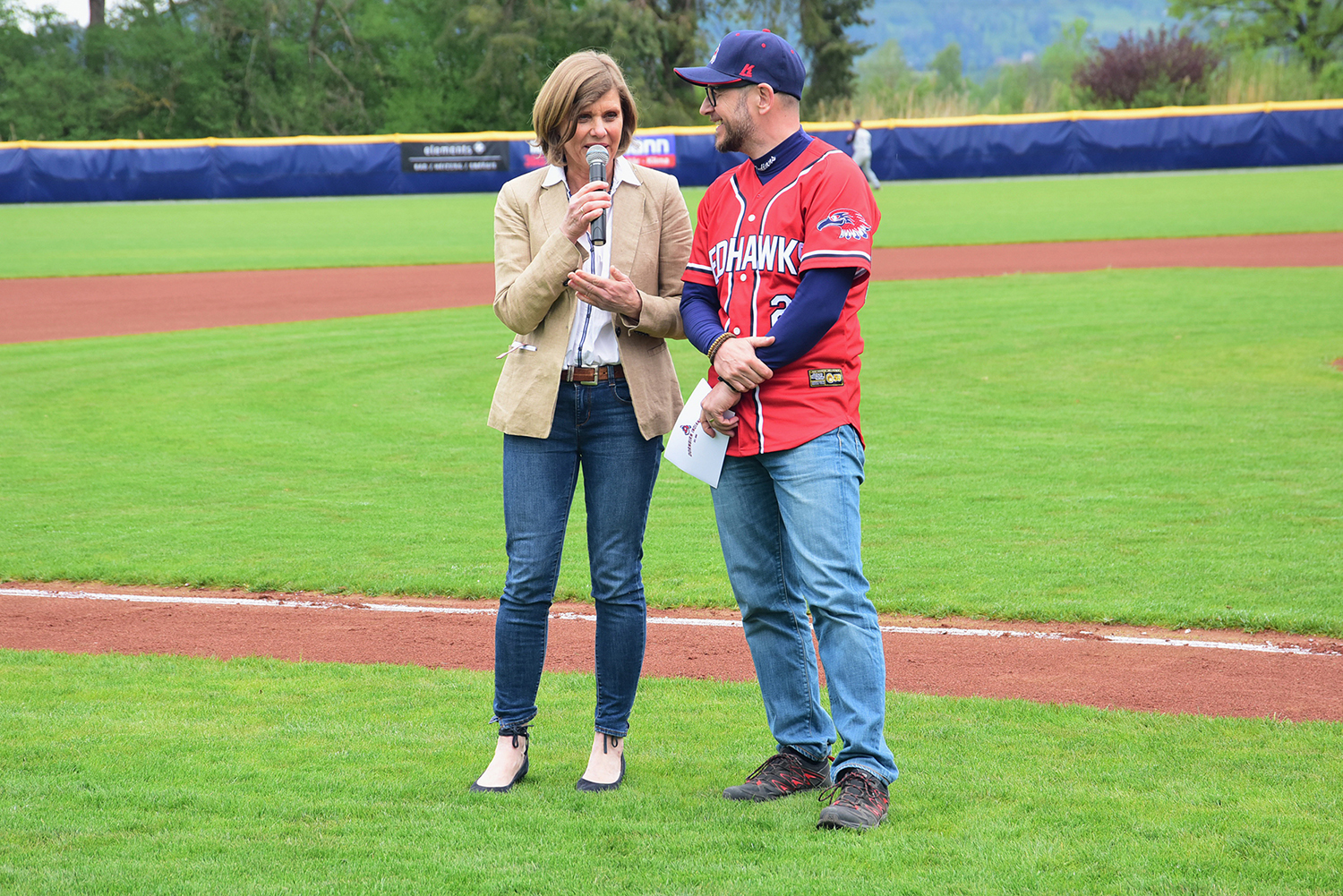 Sportlandesrätin Schöbi-Fink eröffnete neue Baseball-Anlage