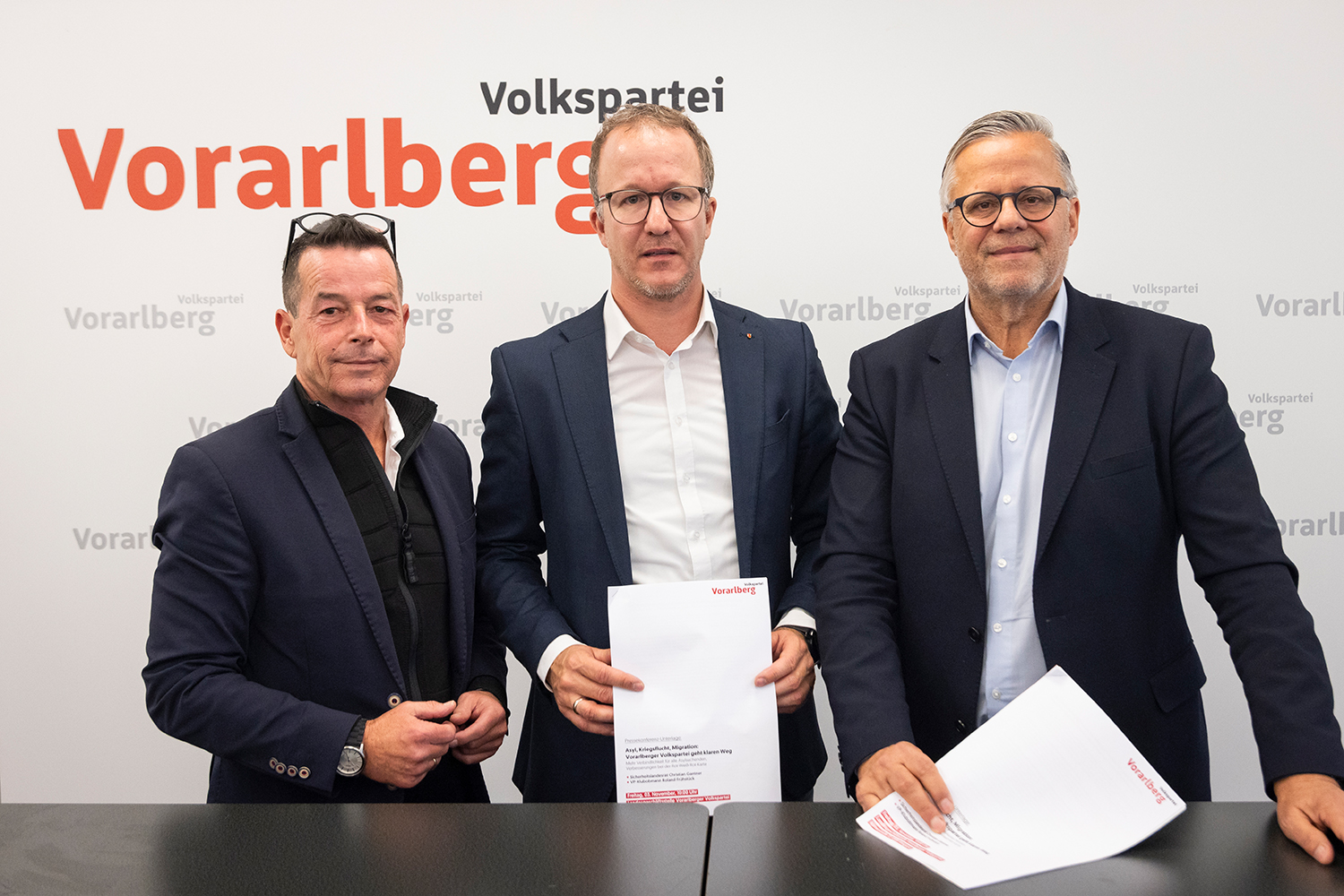 Asyl, Kriegsflucht, Migration: Vorarlberger Volkspartei geht klaren Weg